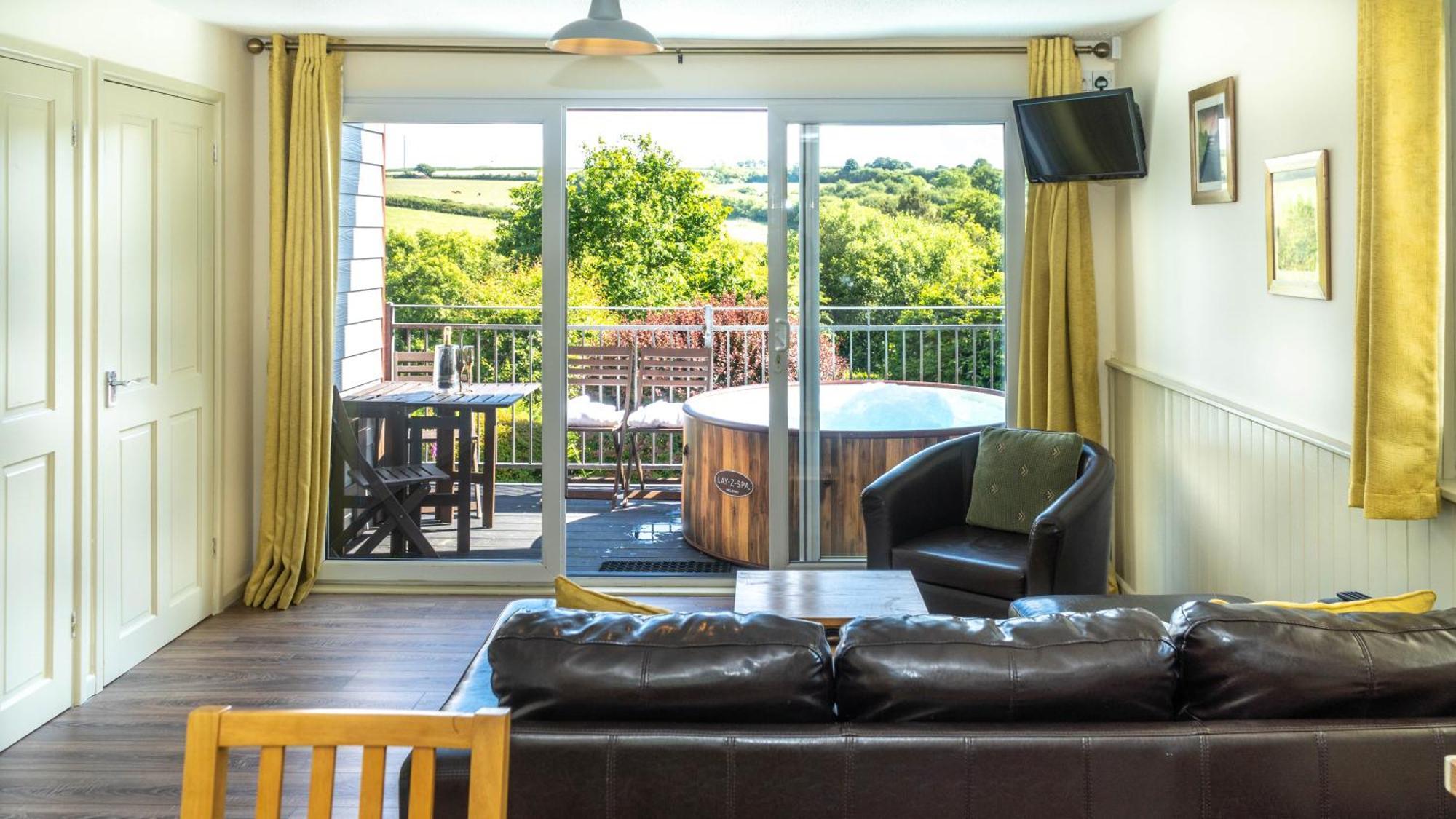 Ta Mill Cottages & Lodges - Meadowview Chalet 1 ลอนเซสตัน ภายนอก รูปภาพ